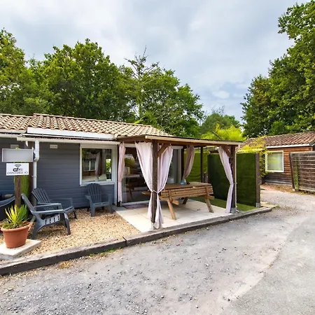 B Village Apartamento