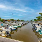 B Village Gujan-Mestras