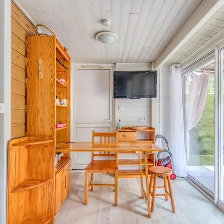 B Village Apartmán *